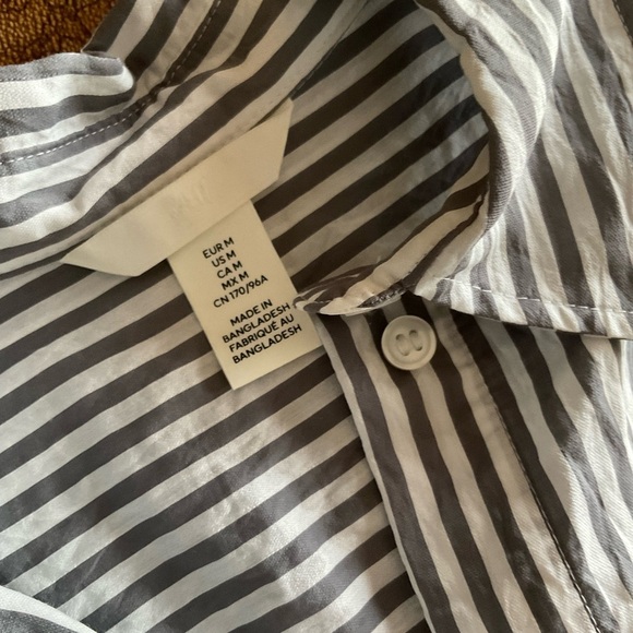 H&M Oversized shirt, grey and white, size M - Picture 4 of 7